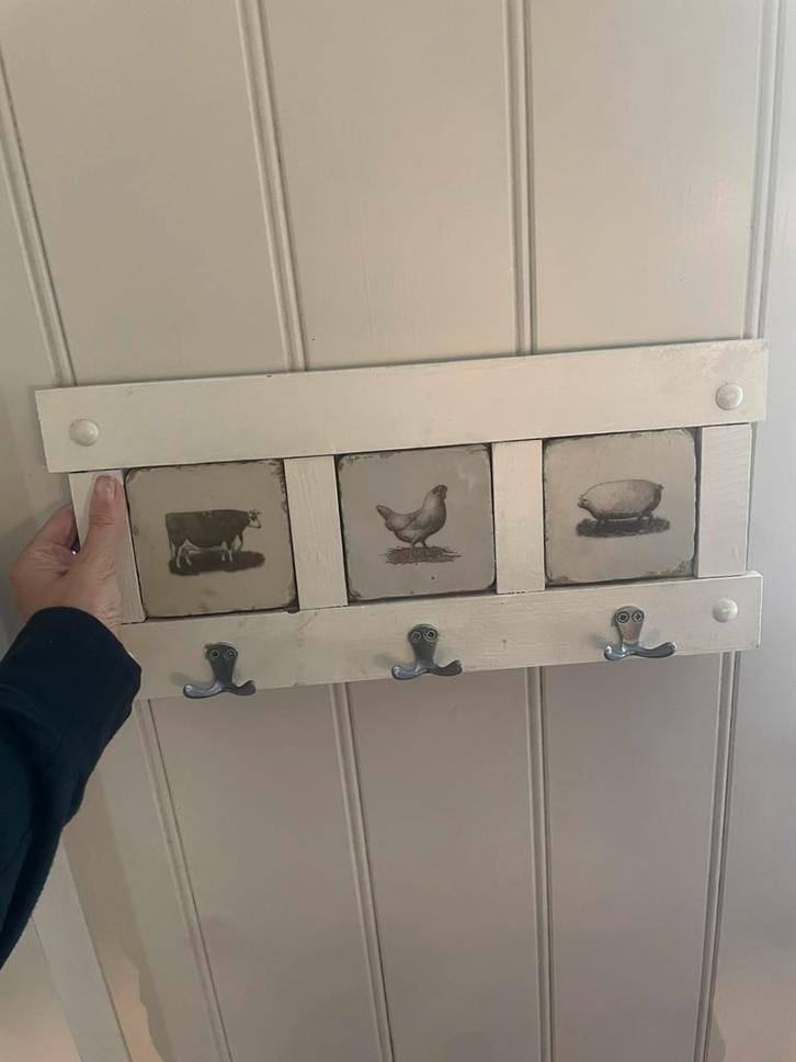 Landelijke kapstok met koe kip en varken, Huis en Inrichting, Woonaccessoires | Kapstokken, Zo goed als nieuw, Ophalen of Verzenden