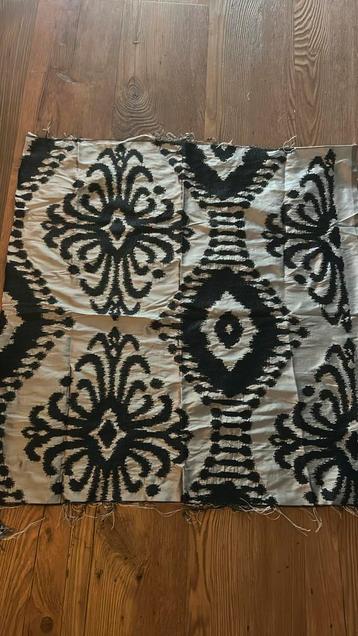 Designers guild stof lap over 60 br x 67 hg beschikbaar voor biedingen