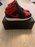 Nike Air Jordan 1 maat 41 nieuw  (VALT KLEIN), Zo goed als nieuw, Nike Air Jordan 1, Sneakers of Gympen, Zwart