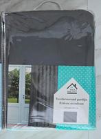 Nieuwe verduisterende gordijnen 275 x 260 cm, Huis en Inrichting, Stoffering | Gordijnen en Lamellen, Ophalen, Verduisterend, 200 cm of meer