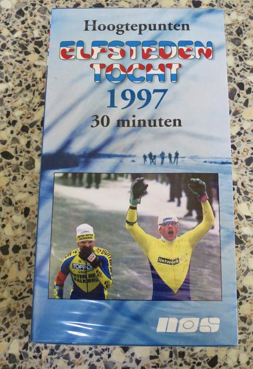 Videoband Elfstedentocht 1997 (nieuw), Cd's en Dvd's, VHS | Film, Nieuw in verpakking, Nederlandstalig, Alle leeftijden, Verzenden