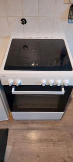 Inductie fornuis met barst in het glas. Zie omschrijving, Witgoed en Apparatuur, Fornuizen, Ophalen, 4 kookzones, Inductie, Vrijstaand