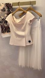 Iconische Christian Dior Blouse en Plissé Rok Maat 38 (FR), Kleding | Dames, Beige, Zo goed als nieuw, Christian Dior, Ophalen