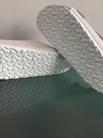 GRATIS VERZENDEN | BIRKENSTOCK Nieuwe witte slippers 41, Kleding | Dames, Schoenen, Slippers, Verzenden, Wit, Nieuw