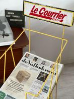 Vintage krantenbak Le Courrier Picard, Ophalen of Verzenden, Zo goed als nieuw