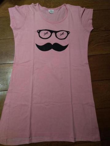 Roze nachthemd *Snor* beschikbaar voor biedingen