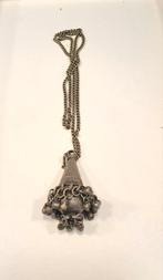 Ketting kegelvorm met belletjes, Ophalen, Gebruikt, Zilver, Overige materialen