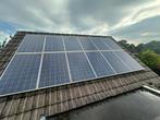 12 Zonnepanelen Inclusief Omvormer En Dak Materiaal, Doe-het-zelf en Verbouw, Zonnepanelen en Toebehoren, Ophalen of Verzenden