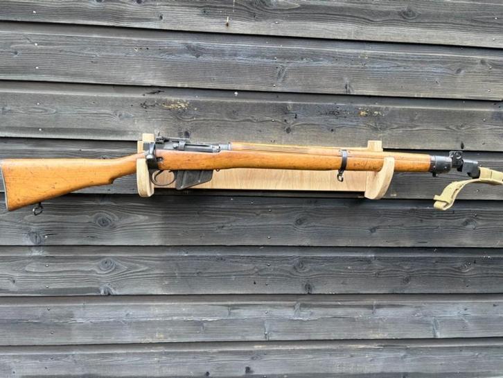 Wand rek T.B.V Geweer, Zwartkruit, Airsoft, Jacht, hengel, Verzamelen, Militaria | Algemeen, Overige soorten, Kunstobject, Nederland