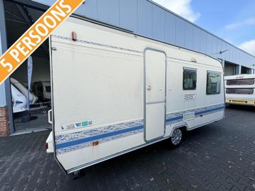 Adria Unica B 462 PK / 5 persoons / voortent beschikbaar voor biedingen