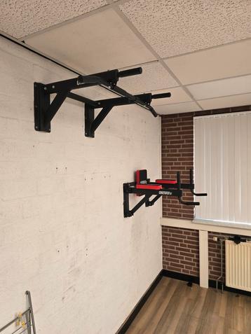 Pull up en dip station. Zo goed als nieuw . beschikbaar voor biedingen