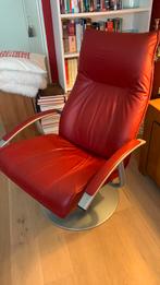 Draai fauteuil, donker rood, Ophalen, Zo goed als nieuw, Minder dan 75 cm, 50 tot 75 cm