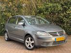 Volkswagen Golf Plus 1.6 FSI 85KW AUTOMAAT/PDC/TREKHAAK, Auto's, Volkswagen, 65 €/maand, 4 cilinders, 710 kg, Hatchback