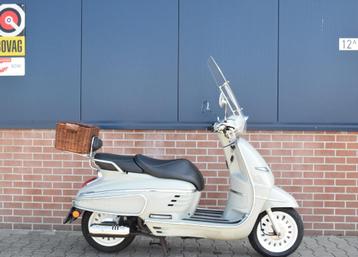 Peugeot Django 4T beschikbaar voor biedingen