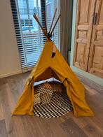 Nobodinoz tipi met speelkleed en kussens, Ophalen, Zo goed als nieuw