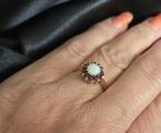 Gouden Vintage ring met edelsteen opaal en robijn. 2025/507., Sieraden, Tassen en Uiterlijk, Ringen, Overige kleuren, ., Ophalen of Verzenden