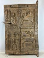 251170 Oud Afrikaans Dogon Graan opslag deur uit Mali., Ophalen of Verzenden
