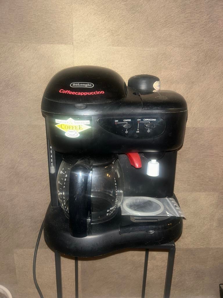 Delonghi Koffiezetapparaat - Cappuccino & Meer!, Afneembaar waterreservoir, Gebruikt, Koffiemachine, Gemalen koffie