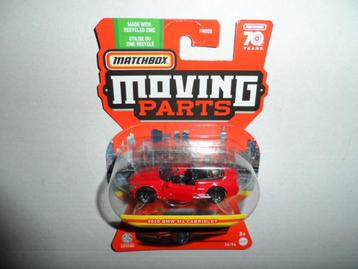 Matchbox Moving Parts - 2020 BMW M4 Cabriolet (rood) 1:64 beschikbaar voor biedingen