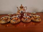 Goudkleurig Servies met Zwarte Tekening, Antiek en Kunst, Ophalen