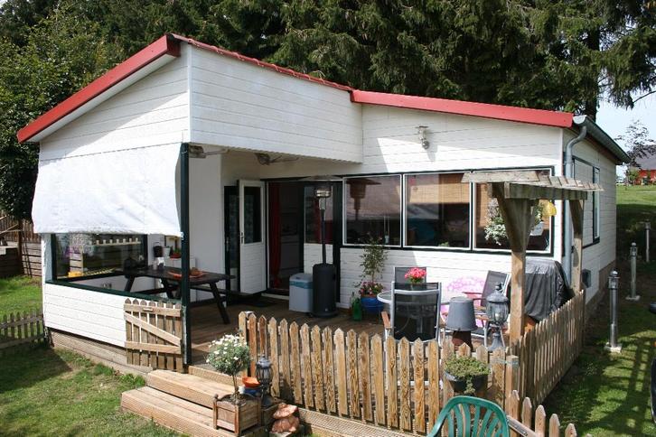 chalet, Vakantie, Campings, Recreatiepark, Afwasmachine, Airconditioning, Huisdier toegestaan, Internet, Speeltuin, Tuin, Tv, Wasmachine