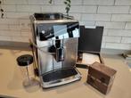 Saeco volautomatische koffiemachine met accessoires, Ophalen, Zo goed als nieuw, 2 tot 4 kopjes, Afneembaar waterreservoir