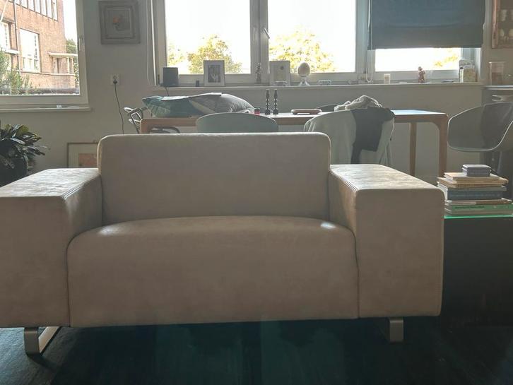 Design Nubuck Bank - Zandkleur, Huis en Inrichting, Banken | Sofa's en Chaises Longues, Gebruikt, Tweepersoons, 150 tot 200 cm