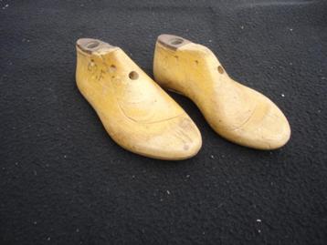 Brocante Oude houten schoen leest /spanners apart model beschikbaar voor biedingen