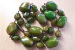 Art Deco BAKELIETEN Ketting Groene Swirls Gedraaide Kralen., Verzenden, Overige materialen, Ketting