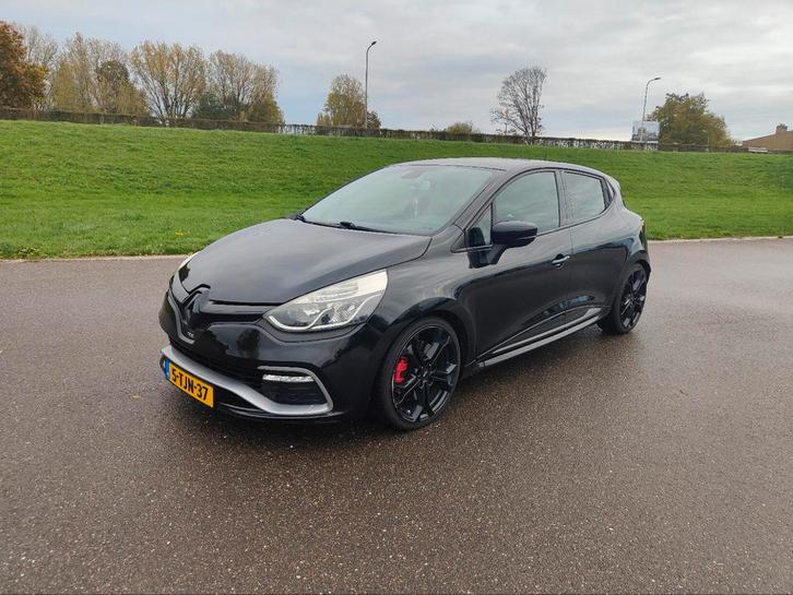 Renault Clio 1.6 RS Turbo 2014 | Stage 2, Auto's, Renault, Particulier, Clio, ABS, Airbags, Airconditioning, Alarm, Android Auto