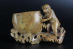 Antiek Chinees speksteen snijwerk aap vaas Chinese kunst, Antiek en Kunst, Ophalen of Verzenden