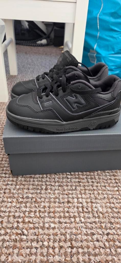 New Balance 550 Kinderschoenen Maat 30, Kinderen en Baby's, Kinderkleding | Schoenen en Sokken, Nieuw, Sportschoenen, Jongen of Meisje