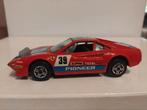 Bburago 1:43 Ferrari 308 GTB Rally Pioneer rood, Hobby en Vrije tijd, Modelauto's | 1:43, Ophalen of Verzenden, Zo goed als nieuw