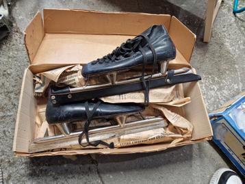 Noren en kunstschaatsen - Schaatsen beschikbaar voor biedingen