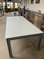 Design tafel met zwaar ijzeren onderstel., 200 cm of meer, 50 tot 100 cm, Lengte 225cm, Metaal