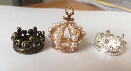 Kroon kroontje zilver goud kleur miniatuur brocante deco, Verzamelen, Poppenhuizen en Toebehoren, Nieuw, Decoratie, Verzenden