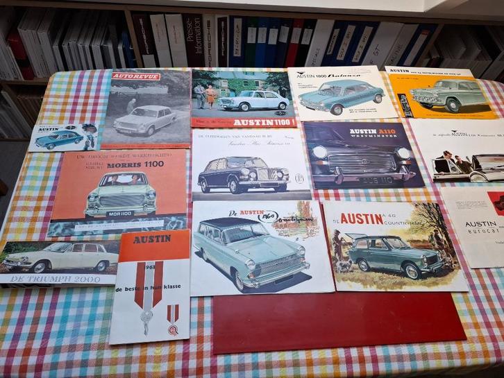 Set van 14 folders Austin / Morris / Triumph / VandenPlas, Boeken, Auto's | Folders en Tijdschriften, Zo goed als nieuw, Overige merken