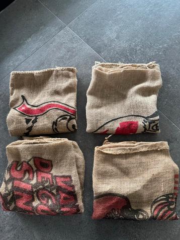 Vintage Jute Zakken Sinterklaas 4 stuks beschikbaar voor biedingen