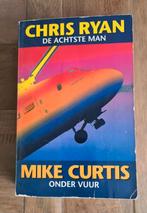 De achtste man van Chris Ryan, Onder vuur van Mike Curtis, Boeken, Ophalen of Verzenden, Zo goed als nieuw, Chris Ryan