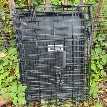 Kleine mini hondenbench 42x56x50 beschikbaar voor biedingen