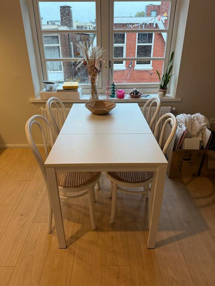 Witte Eetkamertafel uitschuifbaar, Huis en Inrichting, Tafels | Eettafels, Gebruikt, 50 tot 100 cm, 100 tot 150 cm, Vier personen