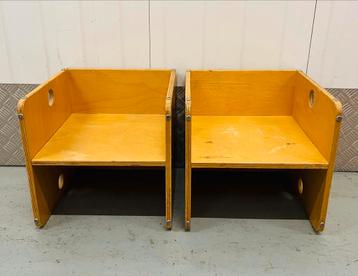 Rolf kubusstoeltjes peuterstoel kubus kleuterschool stoel beschikbaar voor biedingen
