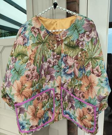 Handmade jasje er is er maar 1 van. beschikbaar voor biedingen