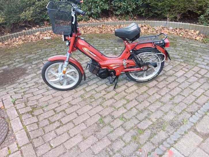 Tomos luxe, Fietsen en Brommers, Brommers | Tomos, Zo goed als nieuw, Overige modellen, Maximaal 25 km/u, Ophalen