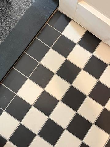 Winckelmans tegels 10x10 zwart/noir NIEUW in doos 2 doosjes beschikbaar voor biedingen