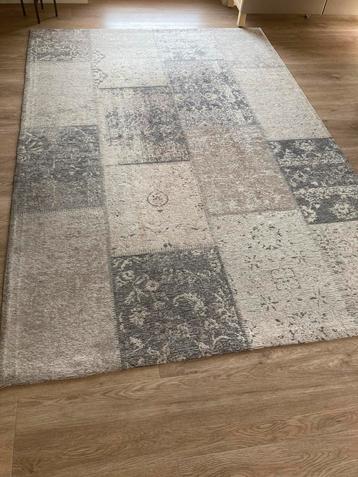 Vloerkleed 160 x 230 cm bruintinten beschikbaar voor biedingen