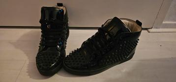 Christian louboutin met Spikes - Maat 42 beschikbaar voor biedingen