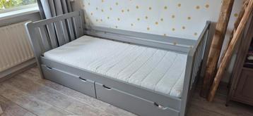 Rockwood bed beschikbaar voor biedingen