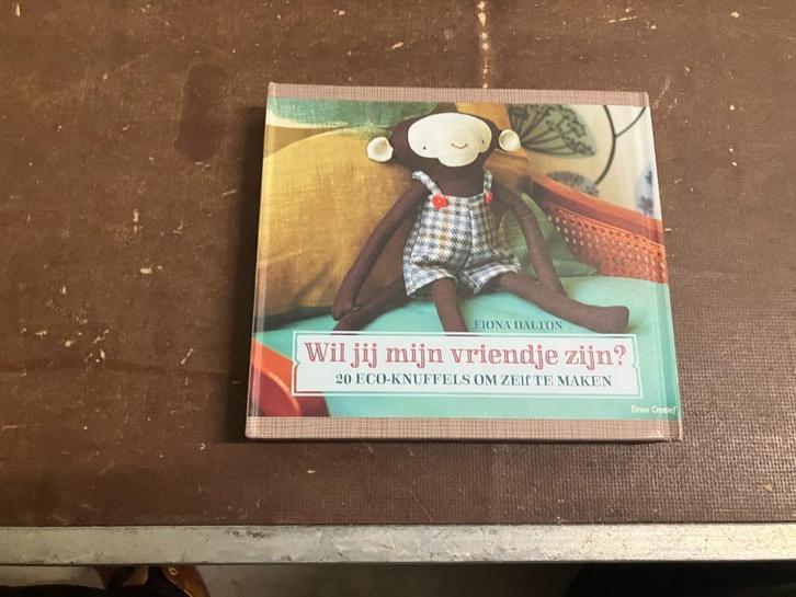 knuffel naaien lapjes stof, Boeken, Hobby en Vrije tijd, Zo goed als nieuw, Borduren en Naaien, Ophalen