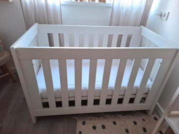 Babybed  beschikbaar voor biedingen
